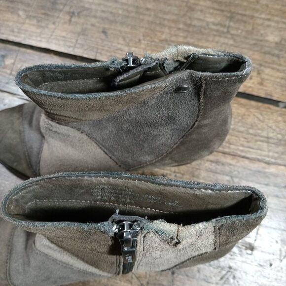 Earth Malta Suede Leather Ankle Bootie Sz 8 B Boho Patchwork Chunky Green Gray - Picture 12 of 12
